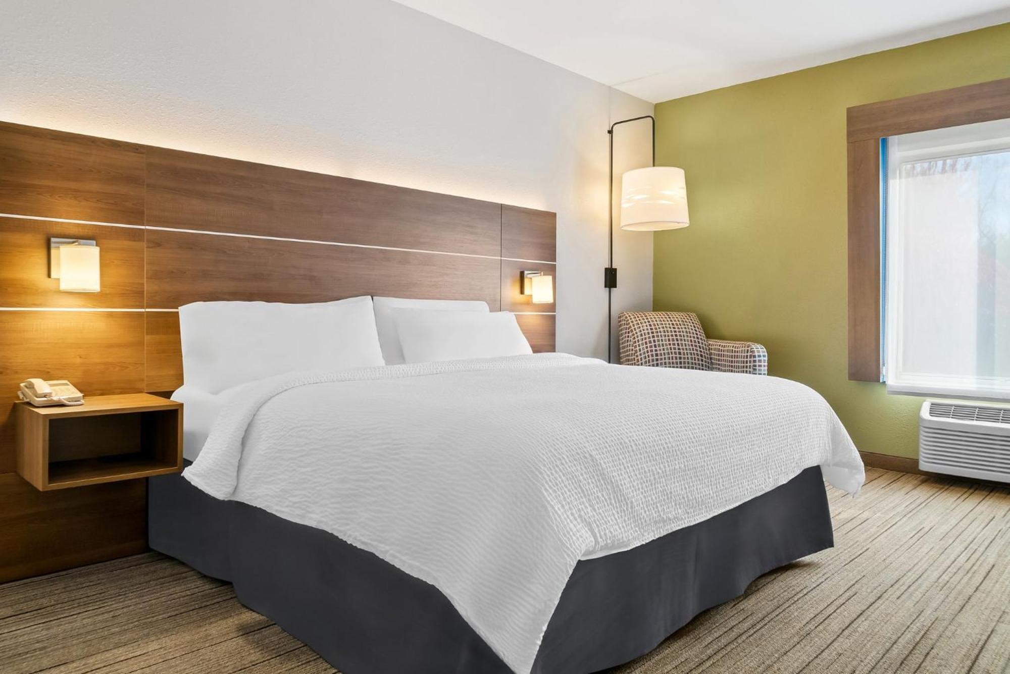 Holiday Inn Express Hotel & Suites Marion By Ihg Ngoại thất bức ảnh