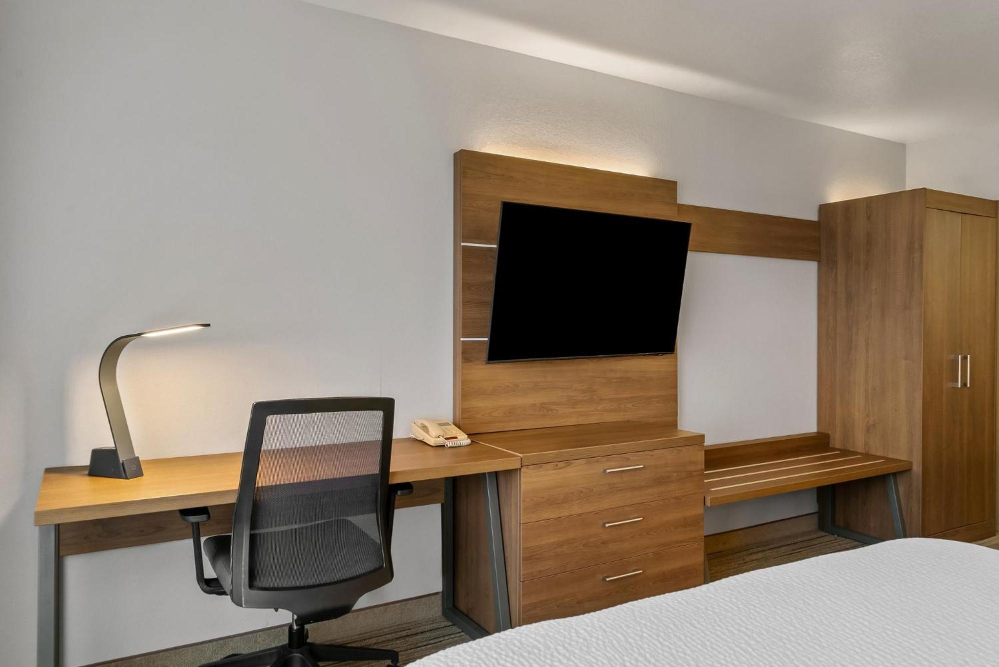 Holiday Inn Express Hotel & Suites Marion By Ihg Ngoại thất bức ảnh